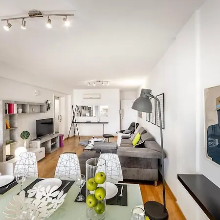 Luxurious Bright & Stylish 2br With Office In Διαμέρισμα *