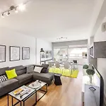 Luxurious Bright & Stylish 2br With Office In *