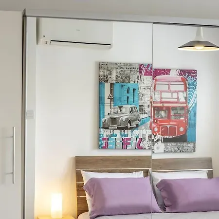 Apartment Luxurious Bright & Stylish 2br With Office In Nicosia