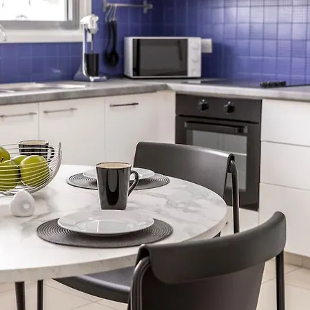 Luxurious Bright & Stylish 2br With Office In Lägenhet *