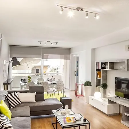 Luxurious Bright & Stylish 2br With Office In Lägenhet *