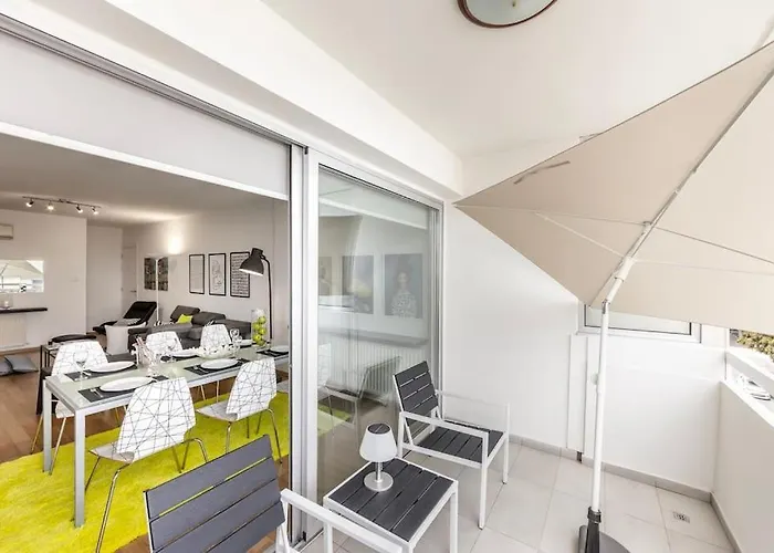 Luxurious Bright & Stylish 2br With Office In * Nicosia